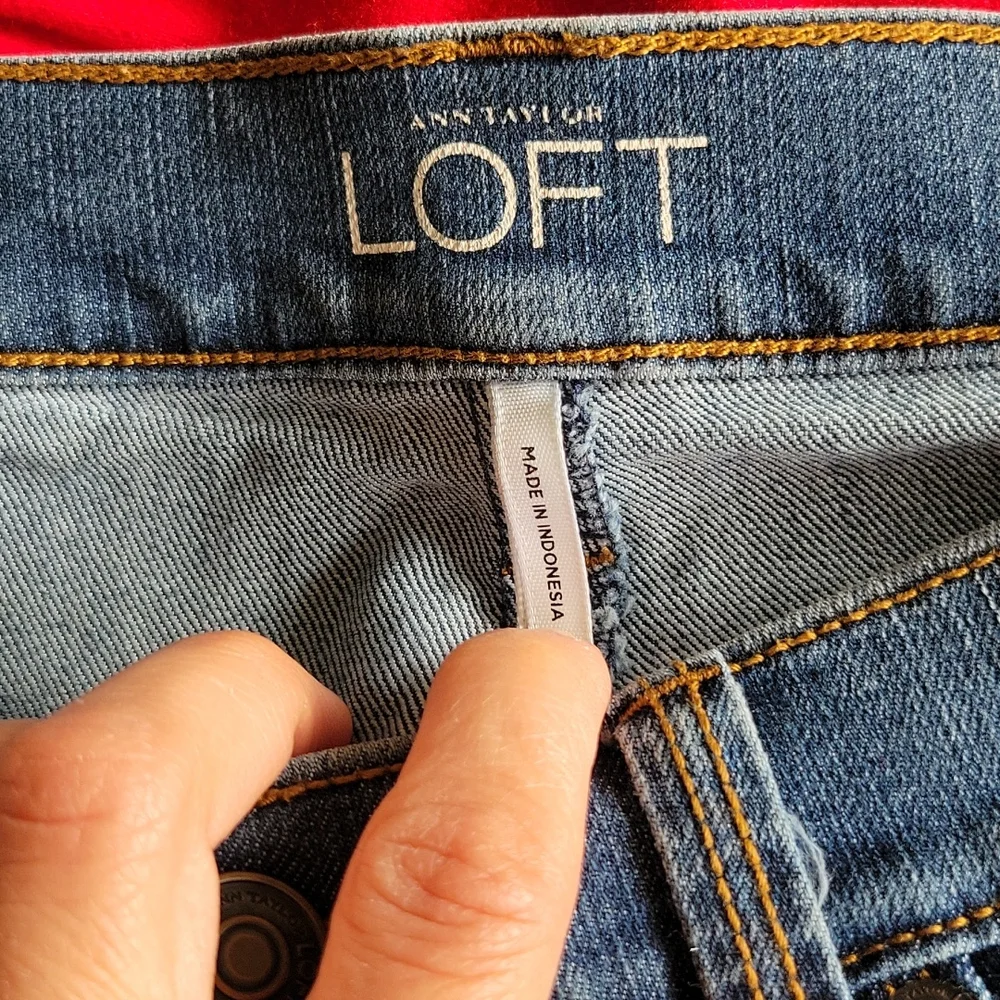 LOFT Modern Skinny Jeans‎ Size 26 Dark Wash